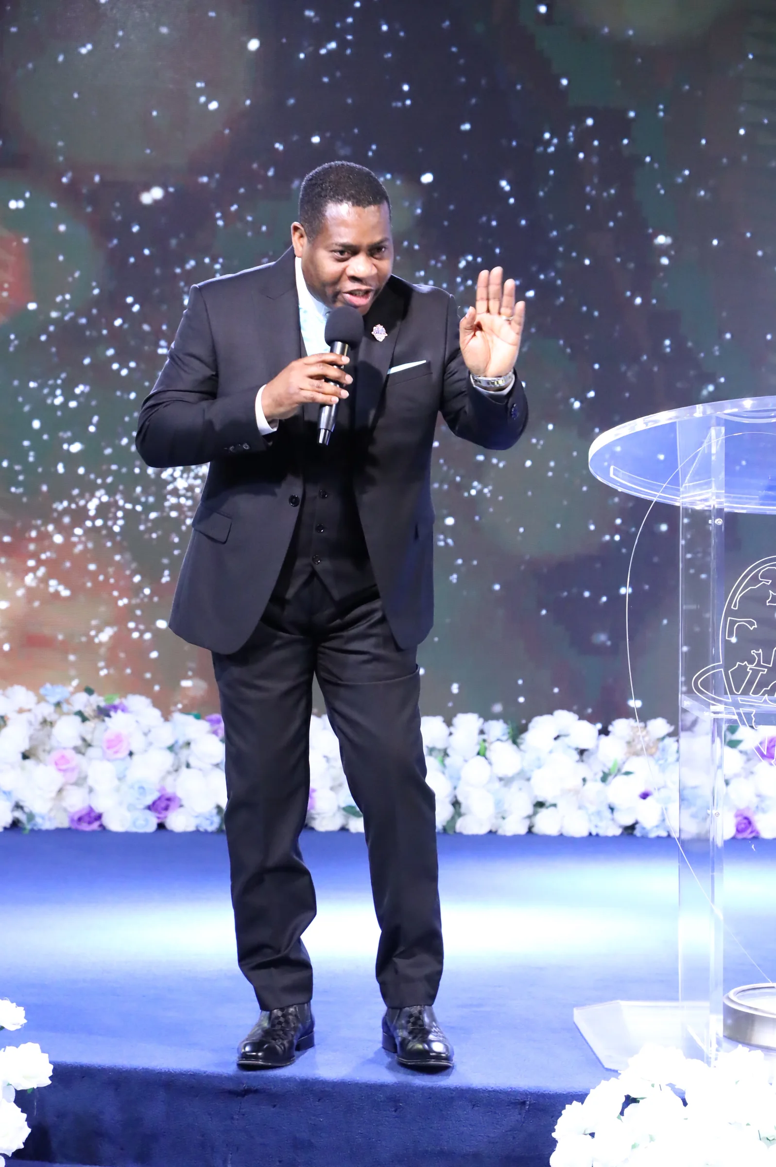 Pastor John preaching at Christ Embassy Irving